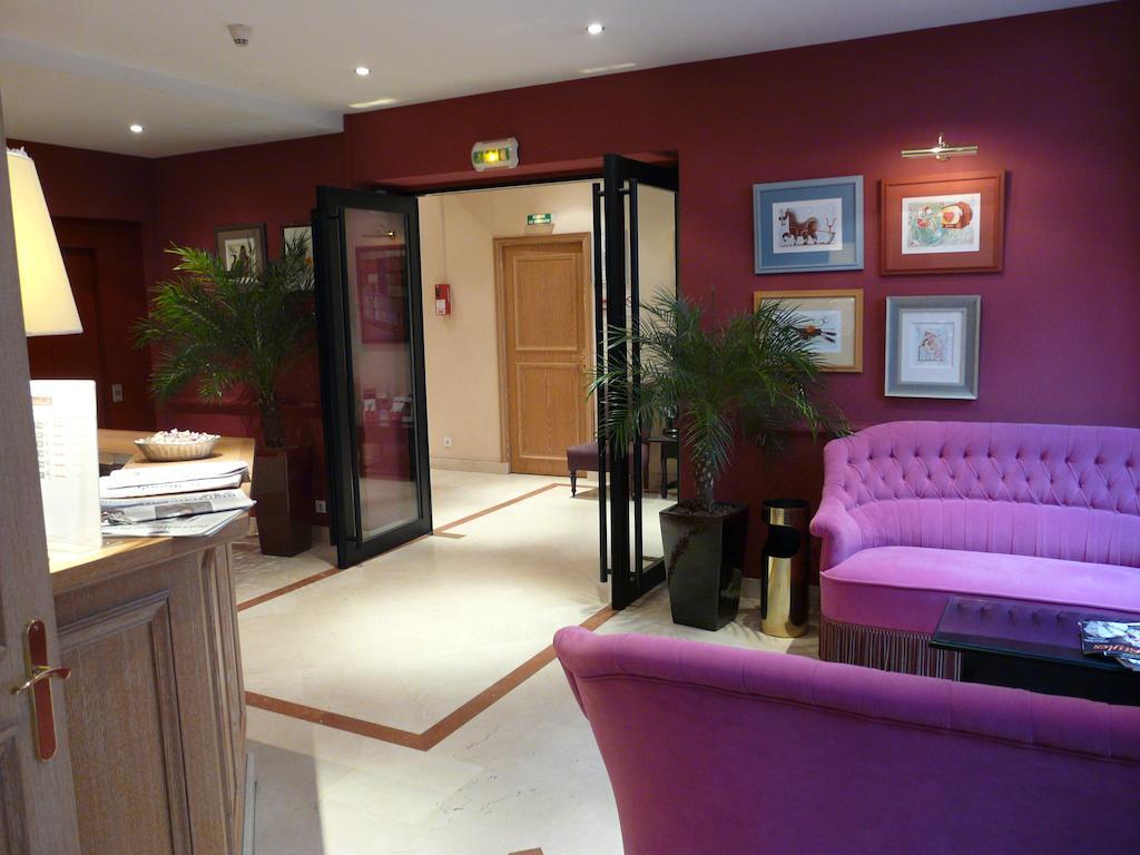 Cardinal Rive Gauche Parigi